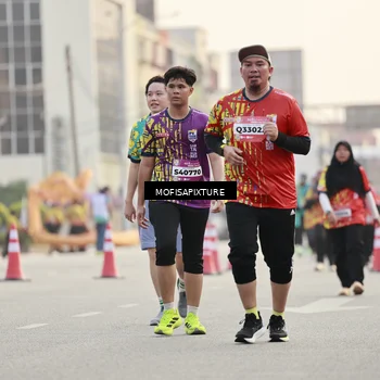 Runner Photo 5900808