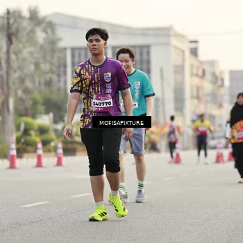 Runner Photo 5900811