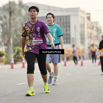 Runner Photo 5900817