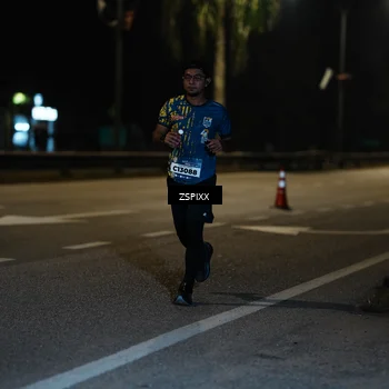Runner Photo 5900818