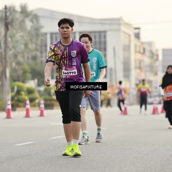Runner Photo 5900819