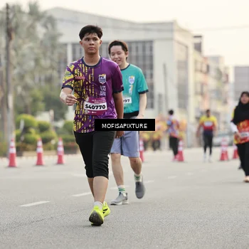 Runner Photo 5900824
