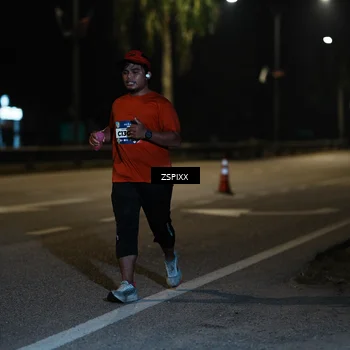 Runner Photo 5900834