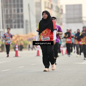 Runner Photo 5900858