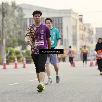 Runner Photo 5900859