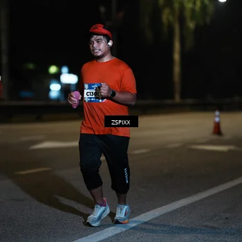 Runner Photo 5900875