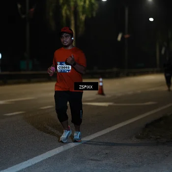 Runner Photo 5900879