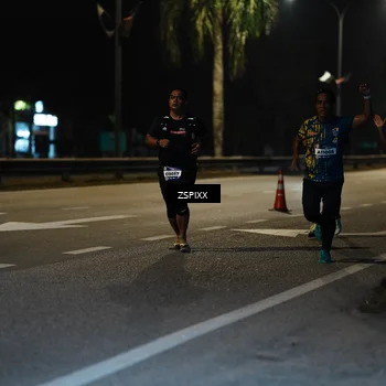 Runner Photo 5900911