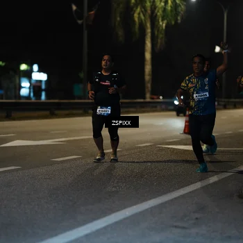 Runner Photo 5900920