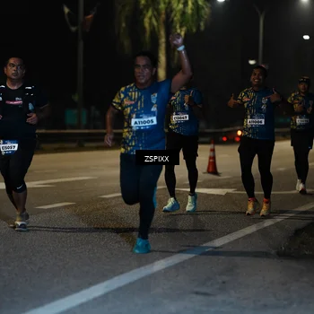 Runner Photo 5900953