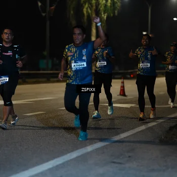Runner Photo 5900957