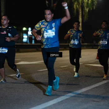 Runner Photo 5900976