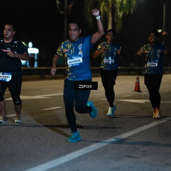 Runner Photo 5900987