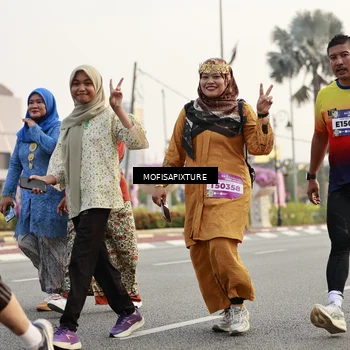 Runner Photo 5900996