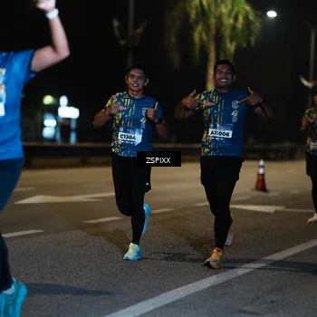 Runner Photo 5900997