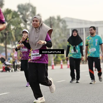 Runner Photo 5901144