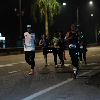 Runner Photo 5901237