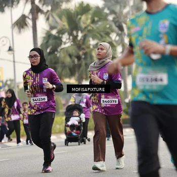 Runner Photo 5901242
