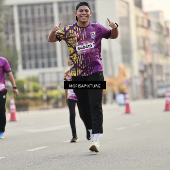 Runner Photo 5901275