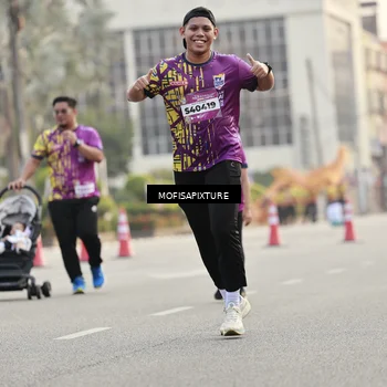 Runner Photo 5901311