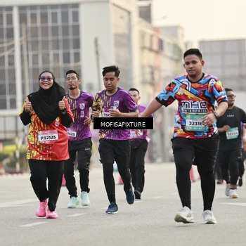 Runner Photo 5901341