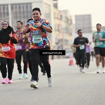 Runner Photo 5901342