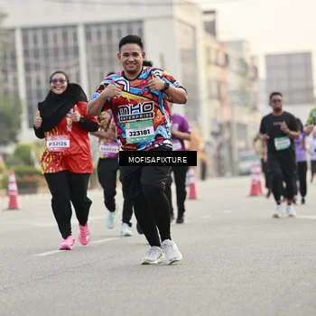 Runner Photo 5901343