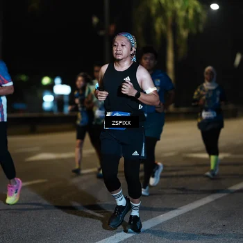 Runner Photo 5901344