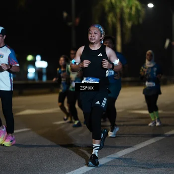 Runner Photo 5901359