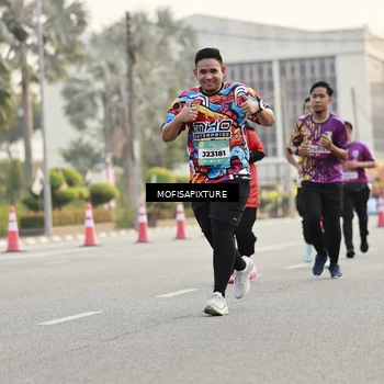Runner Photo 5901391