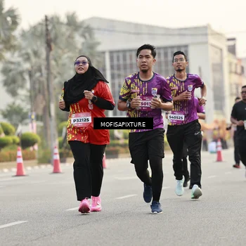 Runner Photo 5901392