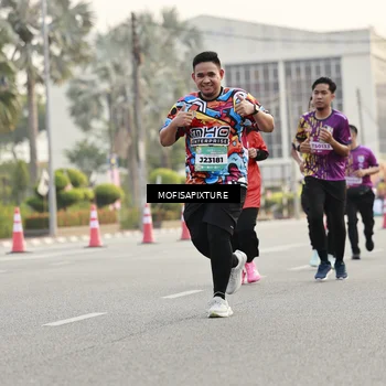 Runner Photo 5901393