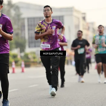 Runner Photo 5901439