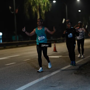 Runner Photo 5901448