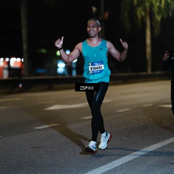 Runner Photo 5901516