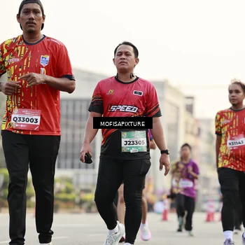 Runner Photo 5901536
