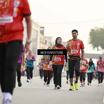 Runner Photo 5901575