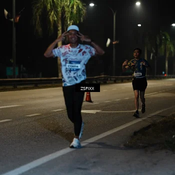 Runner Photo 5901586