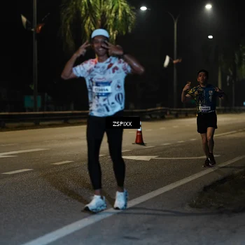 Runner Photo 5901644