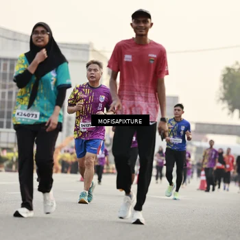 Runner Photo 5901669