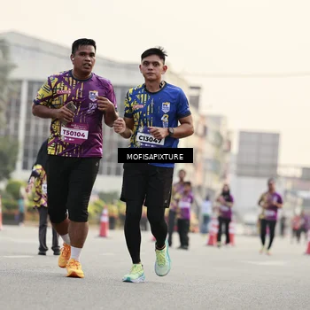 Runner Photo 5901699