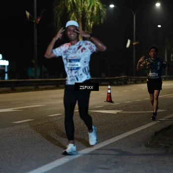 Runner Photo 5901794