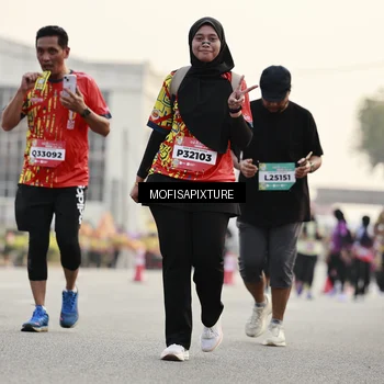 Runner Photo 5901836