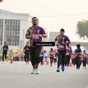 Runner Photo 5901876