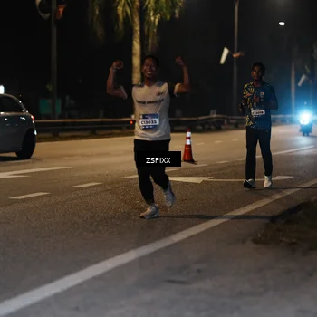 Runner Photo 5901962