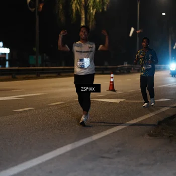 Runner Photo 5901983