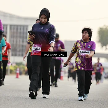 Runner Photo 5902020