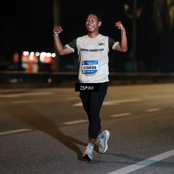 Runner Photo 5902048