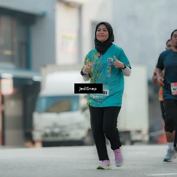 Runner Photo 5902073