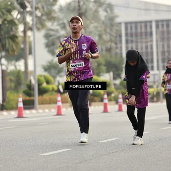 Runner Photo 5902088